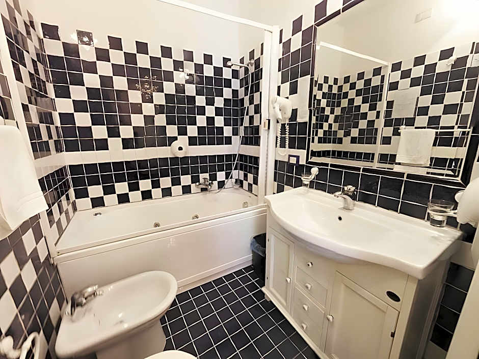 Imperial Rooms Luxury Guest House