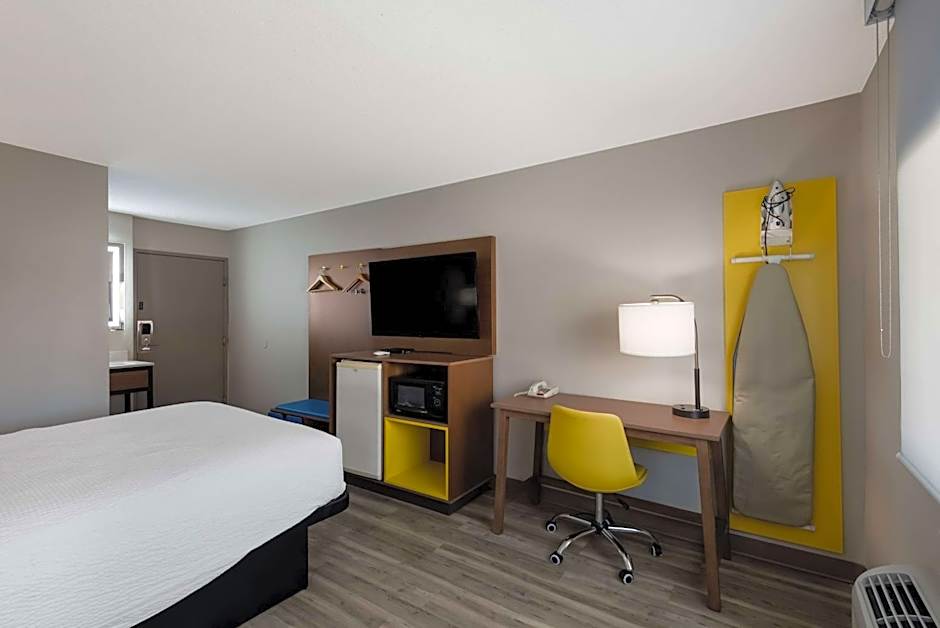 Days Inn by Wyndham Ankeny - Des Moines