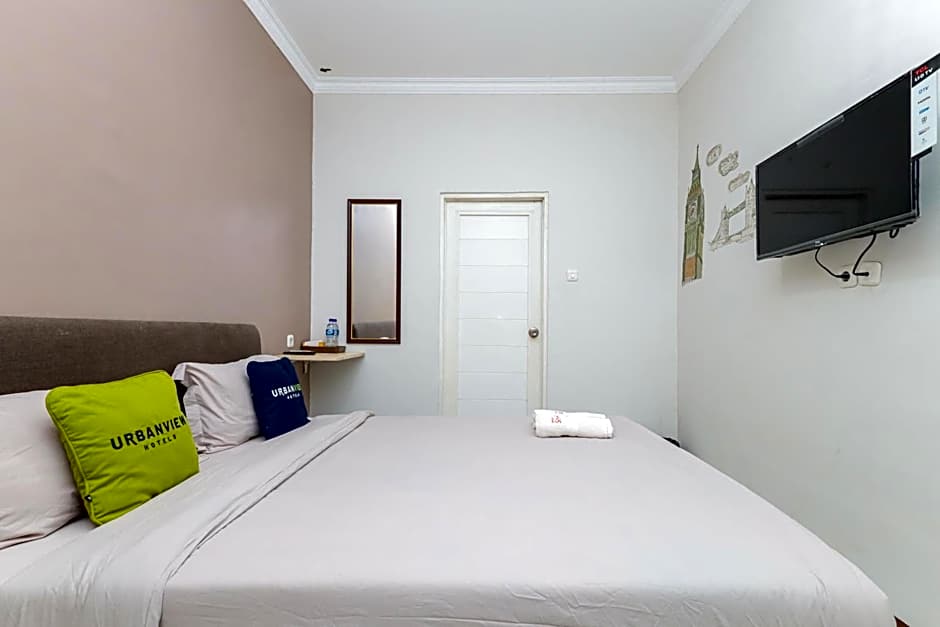 Urbanview Hotel Syariah Near Gelora Delta Sidoarjo