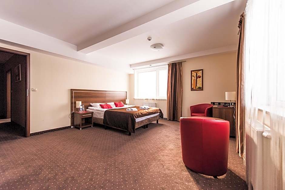 Hotel Austeria Conference & Spa