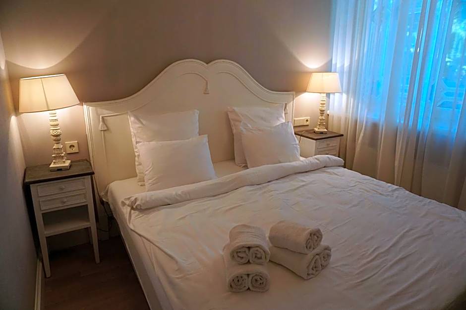 Wooden Villa APARTMENTS