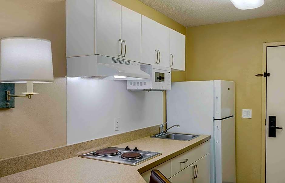Extended Stay America Suites - Boston - Waltham - 52 4th Ave.