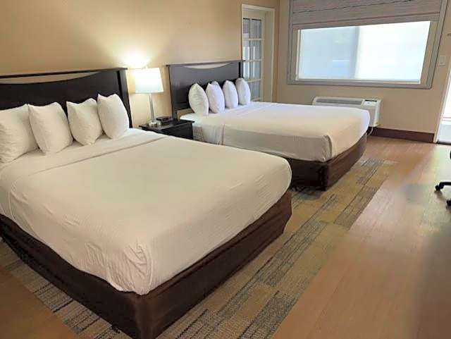 Stanford Inn And Suites Anaheim