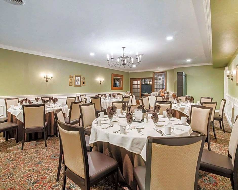 The Century House, Ascend Hotel Collection