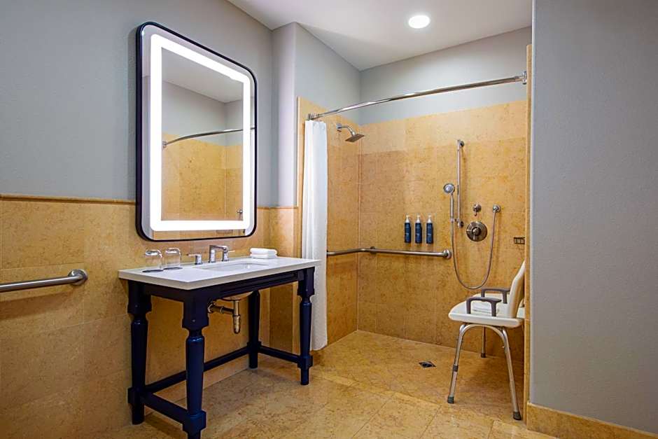 The Westin Sacramento Riverfront Hotel & Spa