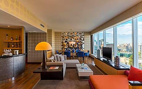 Fantastic, Suite, 1 King, City view