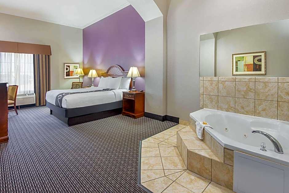 La Quinta Inn & Suites by Wyndham Gainesville