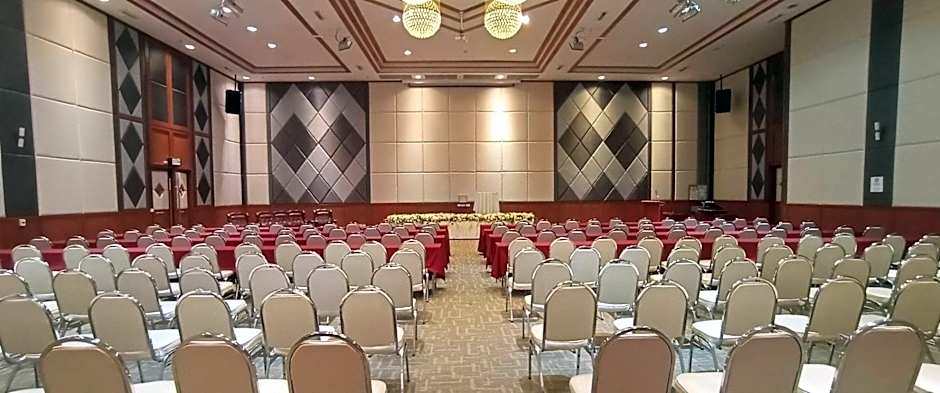 Sunee Grand Hotel&Convention Center