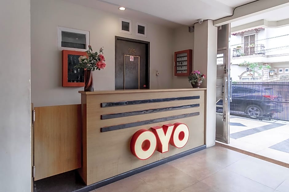 OYO 294 Andrea Residence Syariah