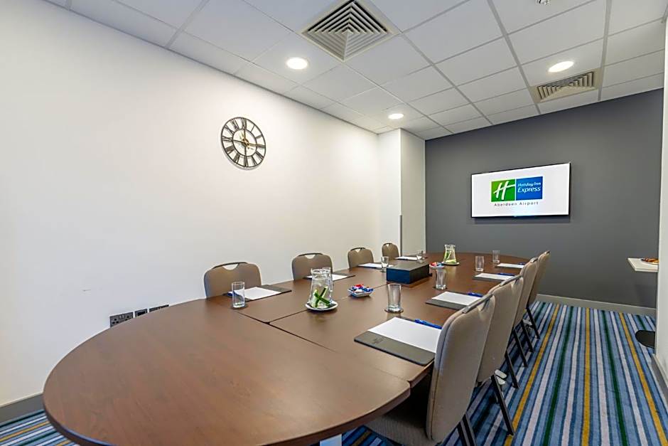 Holiday Inn Express Aberdeen Airport By IHG