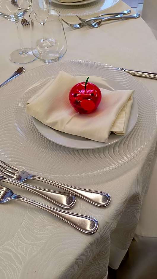 Sammartano Hotels
