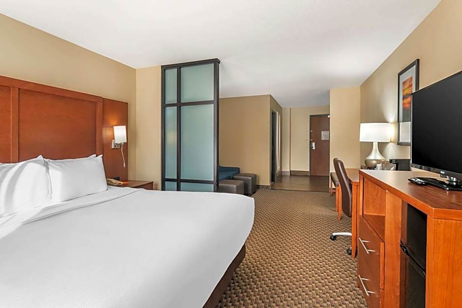 Comfort Suites Manhattan