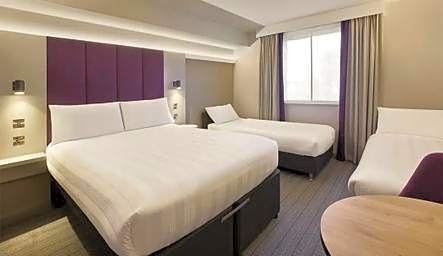 Premier Inn Belfast City Cathedral Quarter