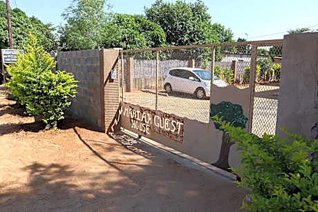 Amariah Guesthouse Newstance