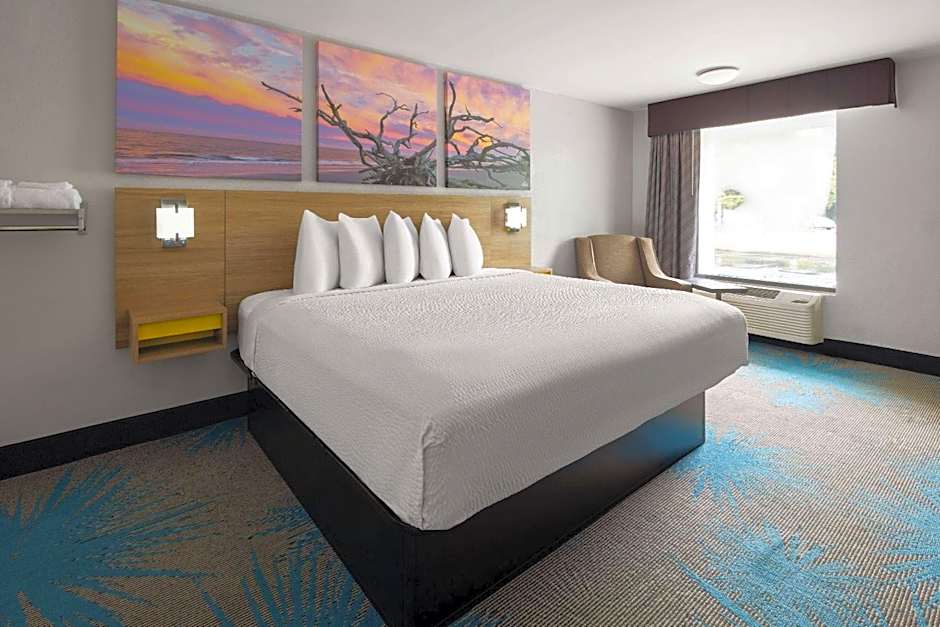 Days Inn by Wyndham Ladson Summerville Charleston