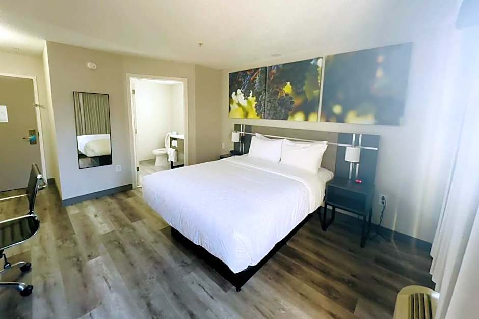 Clarion Pointe Albemarle