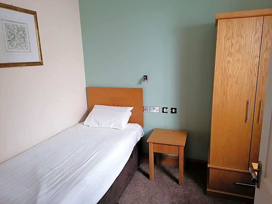 The Queensgate Hotel