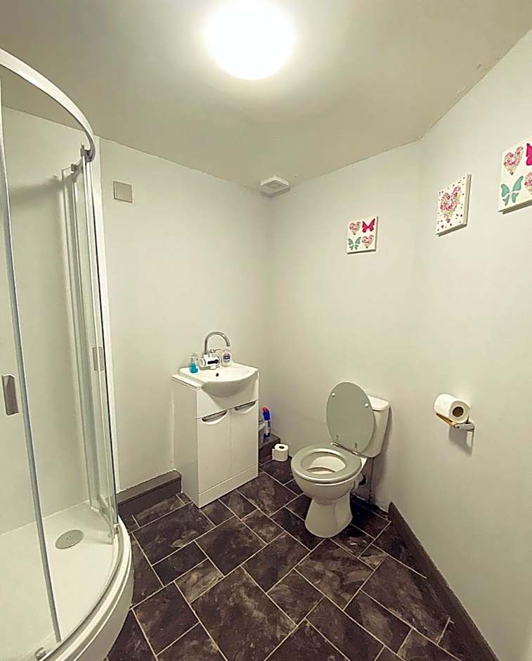 BEST DEAL - Kings Hotel