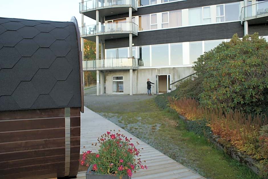 Sleeping barrel lodge Smaken av Ryfylke Event AS, drives ikke som hotell