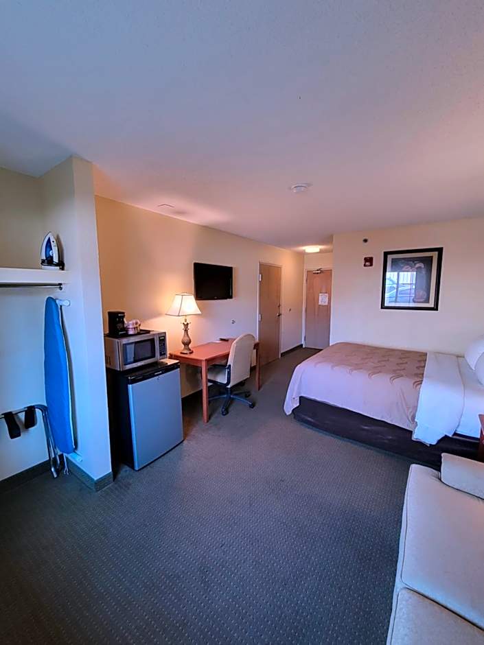 Quality Inn & Suites Prestonsburg next to Mountain Arts Center