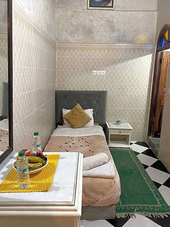 RIAD Tamazouzt