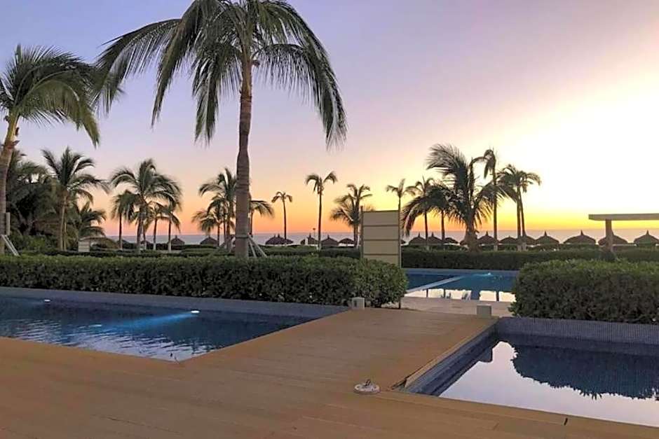 Peninsula Mazatlan 27A