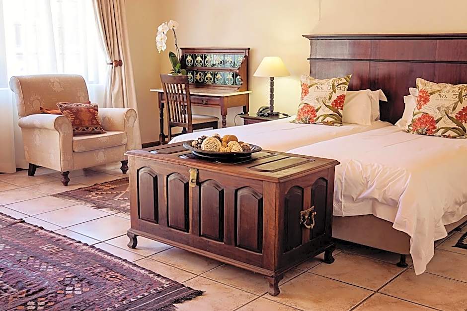 Oak Tree Lodge