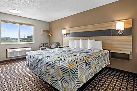 King Room - Non Smoking