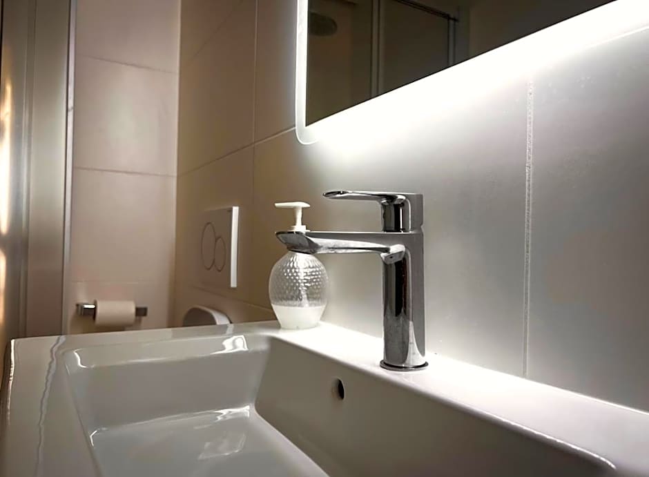 Palm Suites