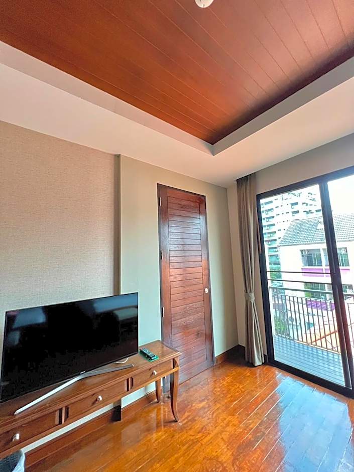 Yotaka Bangkok Hotel