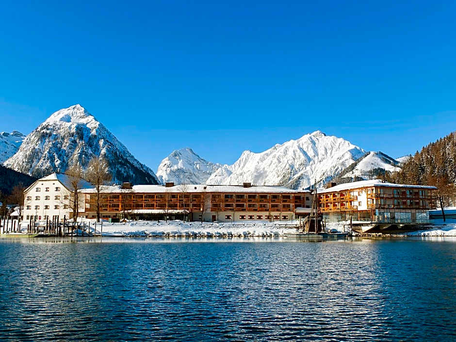 aja Fürstenhaus am Achensee