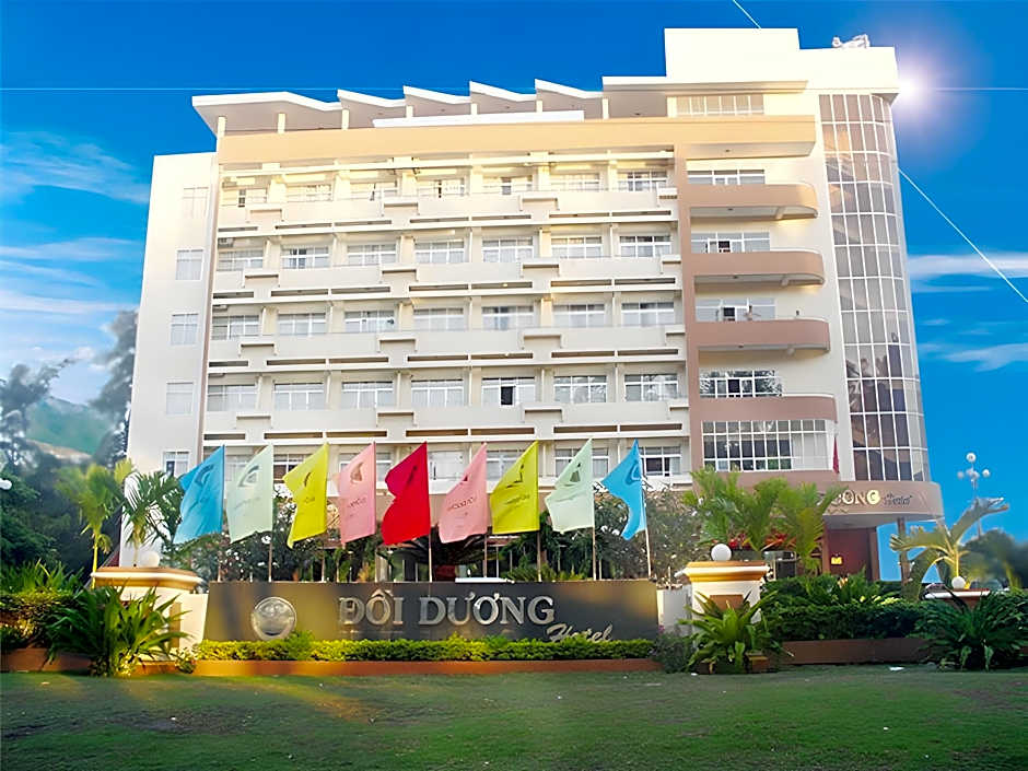 Photo 1 of 50 of Doi Duong Hotel