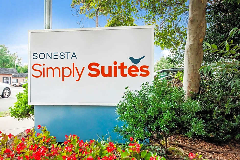 Sonesta Simply Suites Falls Church