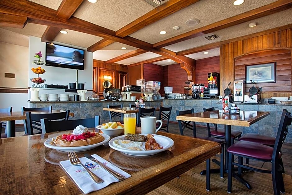 Clover Island Inn