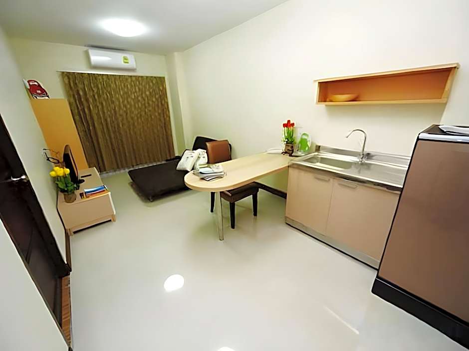 Central Place Serviced Apartment