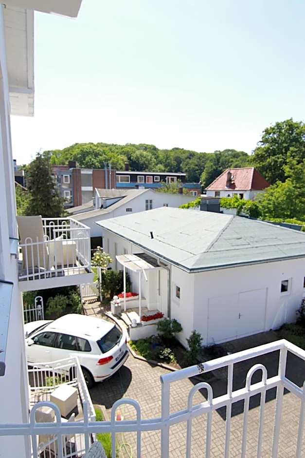 Hotel Villa WellenRausch by UniqStay