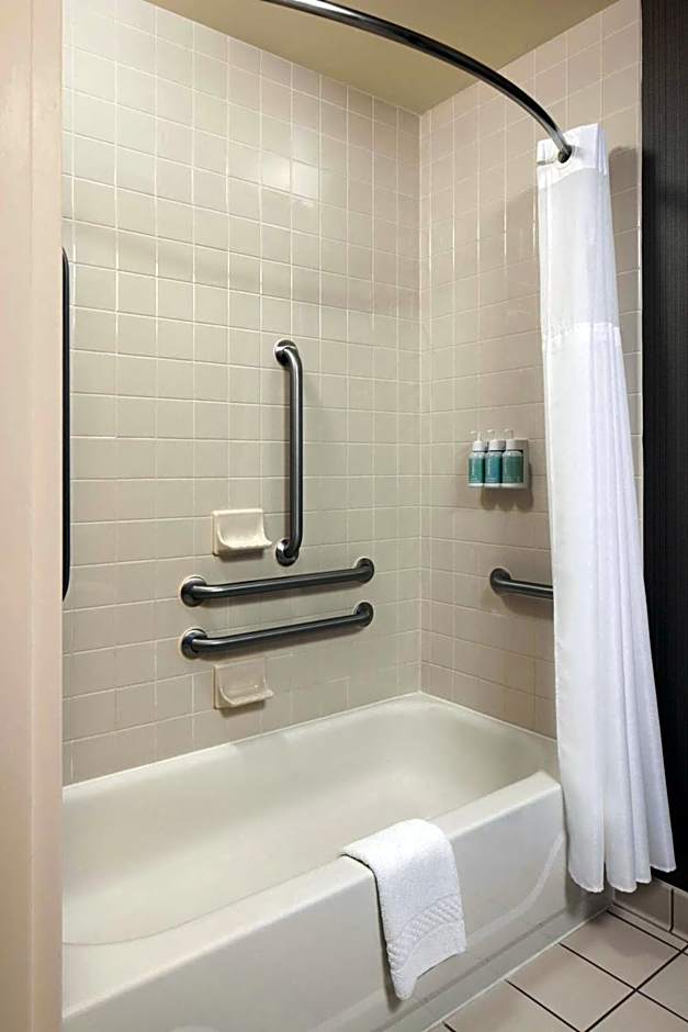 Courtyard by Marriott Bloomington by Mall of America