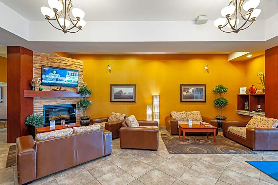 Holiday Inn Express Hotel & Suites Clarington - Bowmanville By IHG