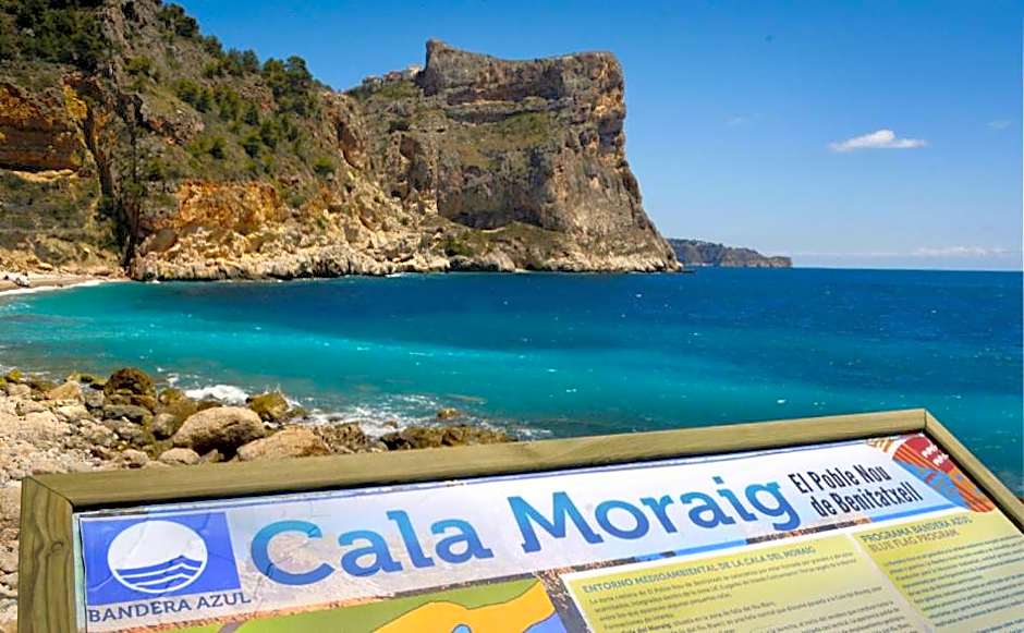 Casa Antiquary - Albergue Turístico