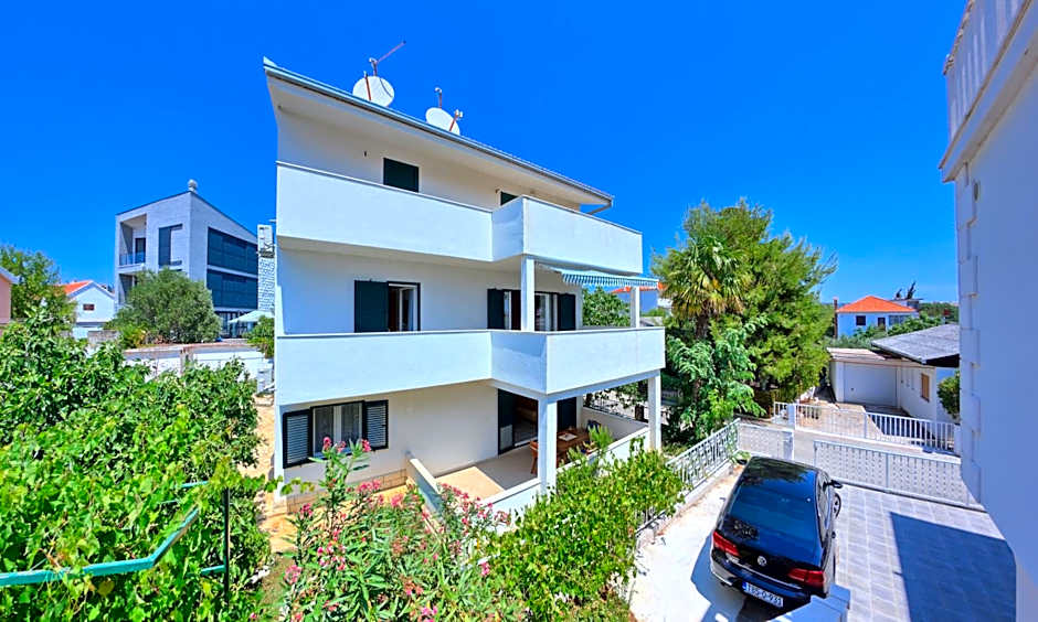 Apartments CVITA Holiday