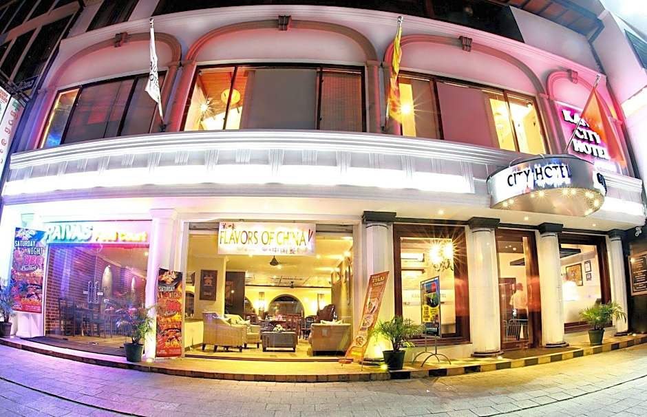 Kandy City Hotel by Earl's