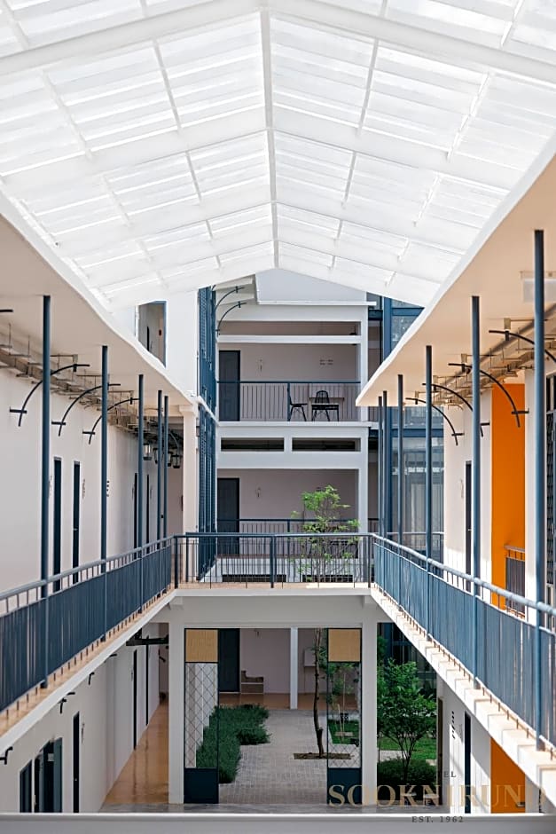 Sooknirund Hotel