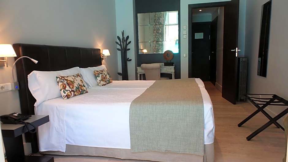 Hotel Moderno Puerta del Sol