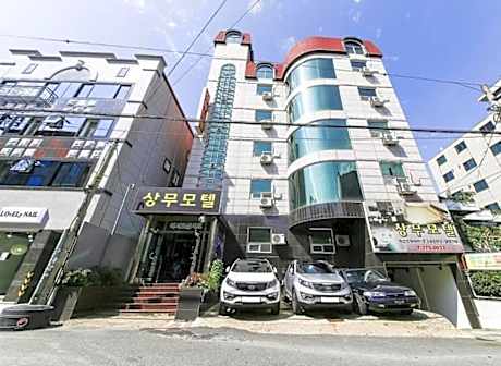 Sangmu Motel Gwangju