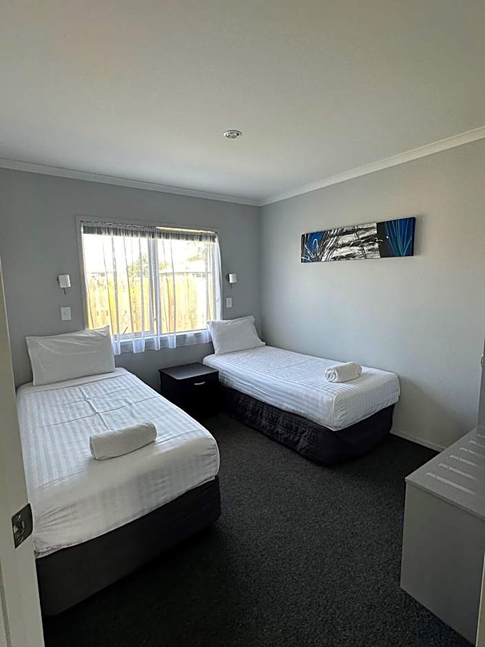 Eastland Pacific Motor Lodge