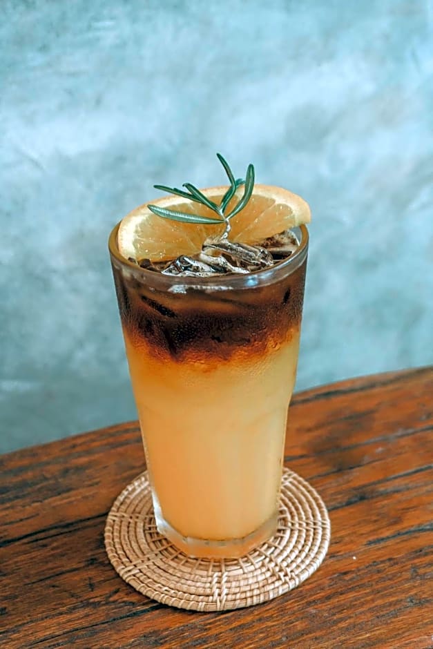 Shanti-Retreat Hotel