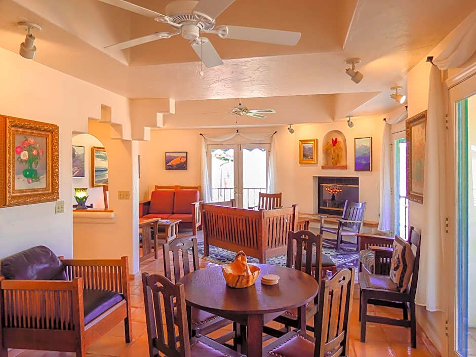 Topanga Canyon Inn Bed and Breakfast