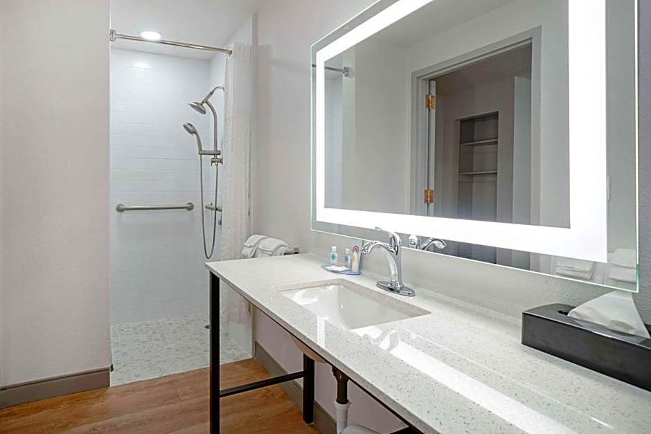 Comfort Suites Idaho Falls