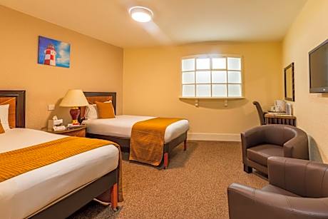 Standard Twin Room No Window