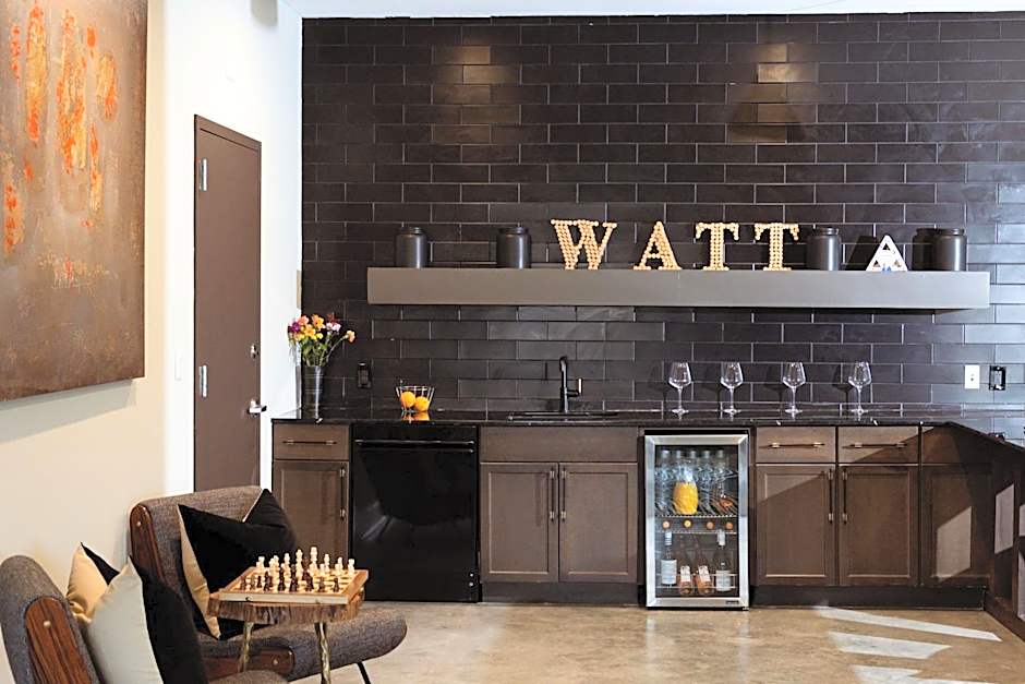 Watt Hotel Rahway Tapestry Collection by Hilton